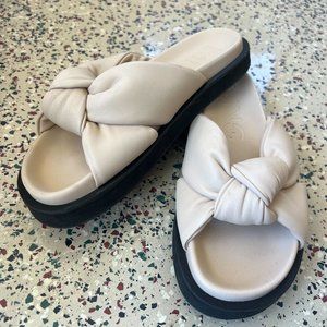 Mango Ponta Flat Sandal